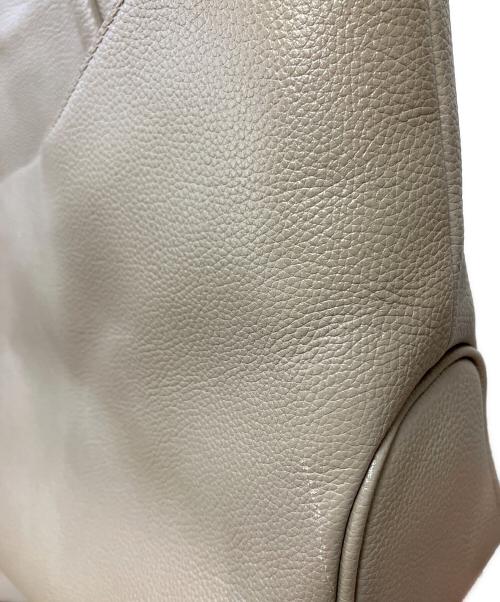 PELLE MORBIDA（ペッレモルビダ）PELLE MORBIDA (ペッレモルビダ) ハンドバッグ ベージュの古着・服飾アイテム