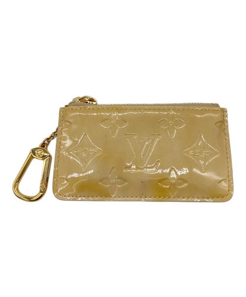LOUIS VUITTON（ルイ ヴィトン）LOUIS VUITTON (ルイ ヴィトン) ヴェルニ ポシェットクレ ベージュの古着・服飾アイテム