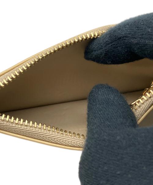 LOUIS VUITTON（ルイ ヴィトン）LOUIS VUITTON (ルイ ヴィトン) ヴェルニ ポシェットクレ ベージュの古着・服飾アイテム