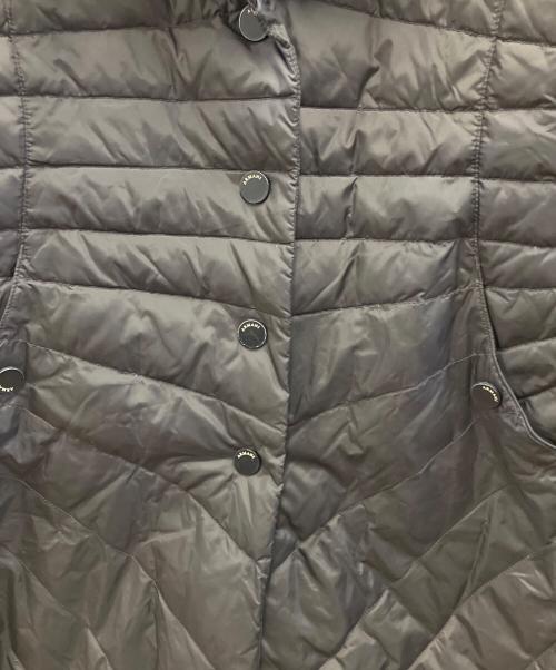 ARMANI COLLEZIONI（アルマーニ コレツィオーニ）ARMANI COLLEZIONI (アルマーニ コレツィオーニ) ダウンコート ブラウン サイズ:42の古着・服飾アイテム