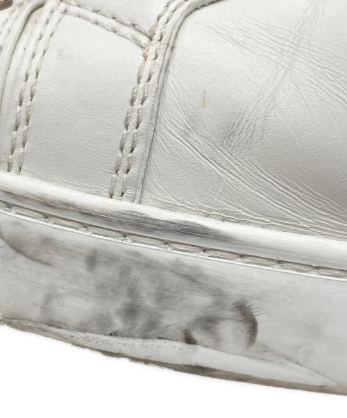 Christian Louboutin（クリスチャン・ルブタン）Christian Louboutin (クリスチャン・ルブタン) ローカットスニーカー ホワイト サイズ:41の古着・服飾アイテム