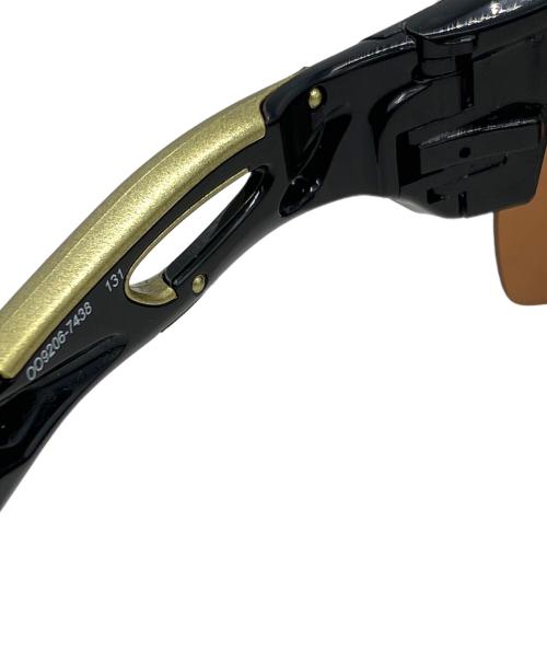 OAKLEY（オークリー）OAKLEY (オークリー) サングラス ブラック×ゴールドの古着・服飾アイテム