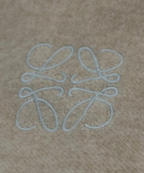 LOEWE（ロエベ）LOEWE (ロエベ) フリンジマフラー ベージュ×アイボリーの古着・服飾アイテム