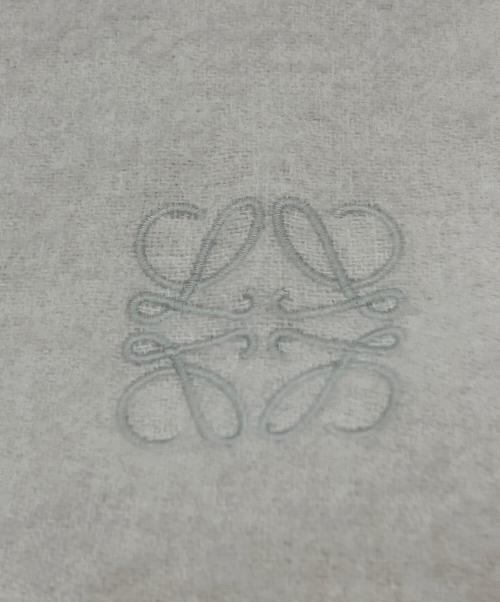 LOEWE（ロエベ）LOEWE (ロエベ) フリンジマフラー ベージュ×アイボリーの古着・服飾アイテム