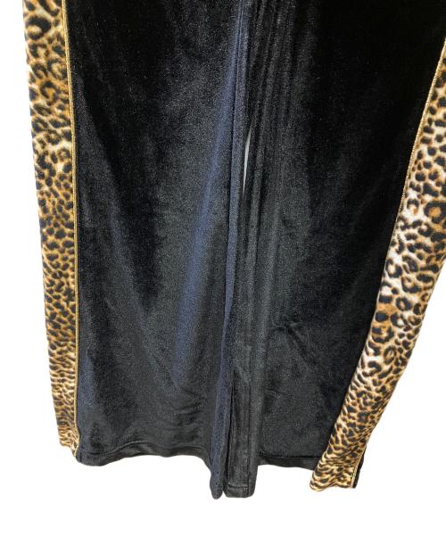 CANDY GALFY（キャンディーガルフィー）CANDY GALFY (キャンディーガルフィー) HELLO KITTY (ハローキティ) セットアップ ゴールド×ブラック サイズ:F 未使用品の古着・服飾アイテム