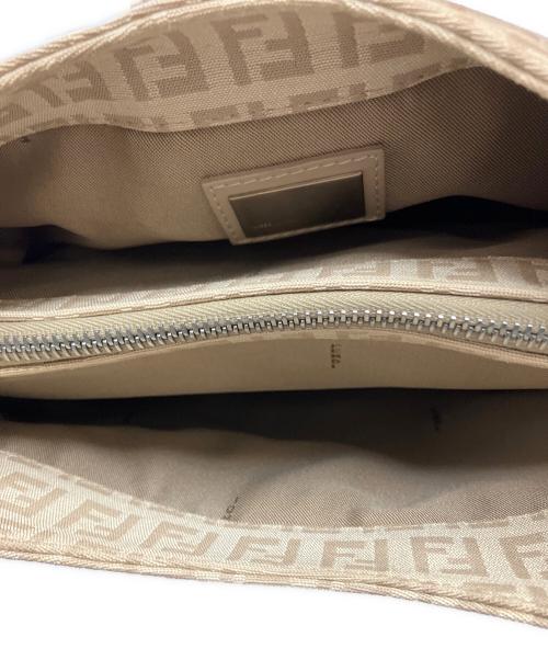 FENDI（フェンディ）FENDI (フェンディ) ワンショルダーバッグ ベージュの古着・服飾アイテム