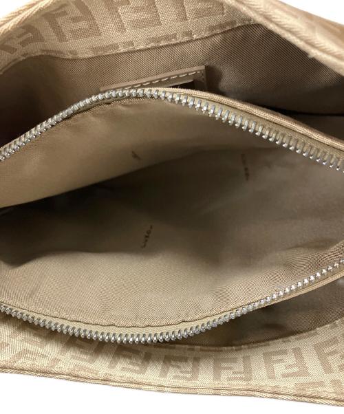 FENDI（フェンディ）FENDI (フェンディ) ワンショルダーバッグ ベージュの古着・服飾アイテム