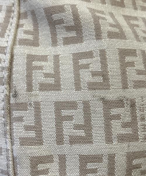 FENDI（フェンディ）FENDI (フェンディ) ワンショルダーバッグ ベージュの古着・服飾アイテム