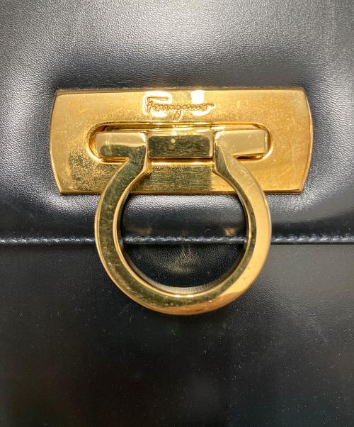 Salvatore Ferragamo（サルヴァトーレ フェラガモ）Salvatore Ferragamo (サルヴァトーレ フェラガモ) ガンチーニハンドバッグ ブラックの古着・服飾アイテム