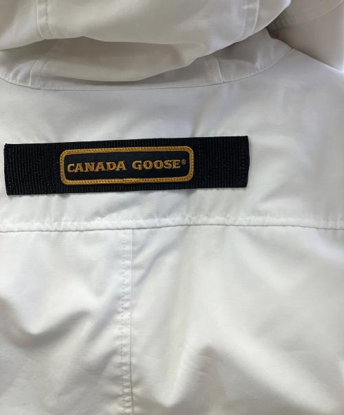 CANADA GOOSE（カナダグース）CANADA GOOSE (カナダグース) SOPHNET. (ソフネット) ダウンジャケット ホワイト サイズ:Lの古着・服飾アイテム