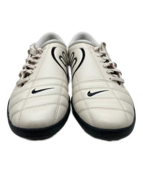 NIKE（ナイキ）NIKE (ナイキ) スニーカー ホワイト×ブラック サイズ:29の古着・服飾アイテム