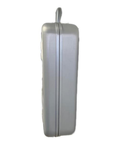 ZERO HALLIBURTON（ゼロ ハリバートン）ZERO HALLIBURTON (ゼロ ハリバートン) アタッシュケース シルバーの古着・服飾アイテム