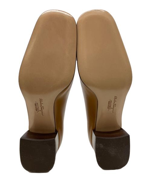 Salvatore Ferragamo（サルヴァトーレ フェラガモ）Salvatore Ferragamo (サルヴァトーレ フェラガモ) パンプス ブラウン サイズ:不明の古着・服飾アイテム