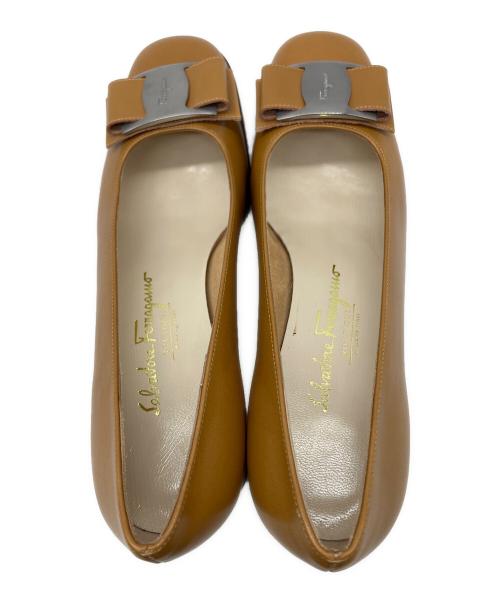 Salvatore Ferragamo（サルヴァトーレ フェラガモ）Salvatore Ferragamo (サルヴァトーレ フェラガモ) パンプス ブラウン サイズ:不明の古着・服飾アイテム
