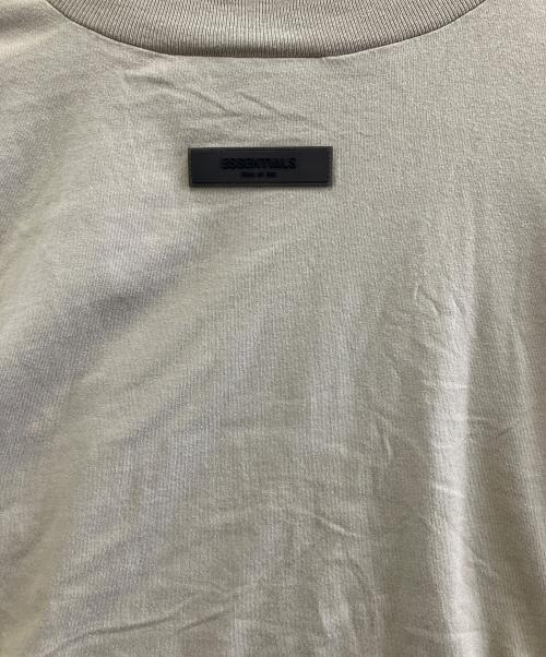 FOG ESSENTIALS（フィアオブゴッド エッセンシャル）FOG ESSENTIALS (フィアオブゴッド エッセンシャル) 長袖カットソー ベージュ サイズ:Mの古着・服飾アイテム