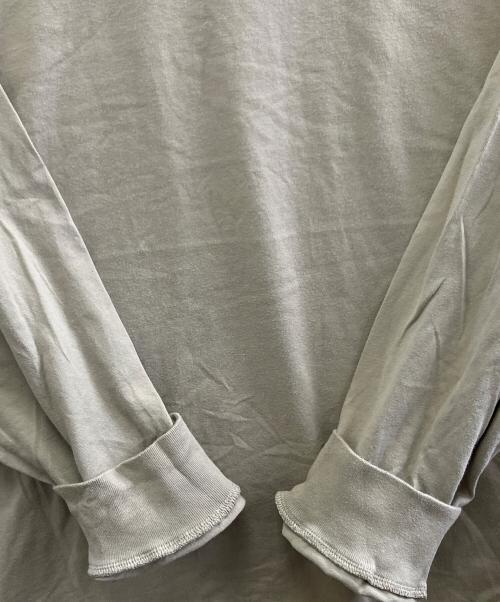 FOG ESSENTIALS（フィアオブゴッド エッセンシャル）FOG ESSENTIALS (フィアオブゴッド エッセンシャル) 長袖カットソー ベージュ サイズ:Mの古着・服飾アイテム