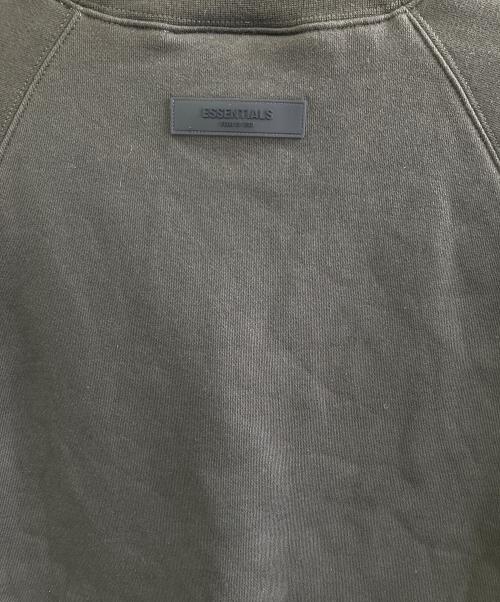 FOG ESSENTIALS（フィアオブゴッド エッセンシャル）FOG ESSENTIALS (フィアオブゴッド エッセンシャル) スウェット カーキ サイズ:Sの古着・服飾アイテム