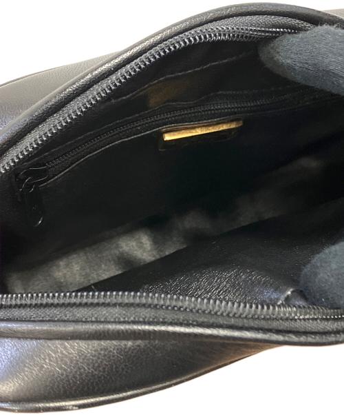 GIVENCHY（ジバンシィ）GIVENCHY (ジバンシィ) ショルダーバッグ ブラックの古着・服飾アイテム