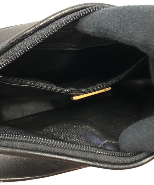 GIVENCHY（ジバンシィ）GIVENCHY (ジバンシィ) ショルダーバッグ ブラックの古着・服飾アイテム