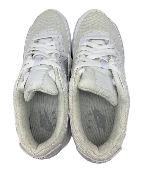 NIKE（ナイキ）NIKE (ナイキ) スニーカー ホワイト サイズ:26 未使用品の古着・服飾アイテム