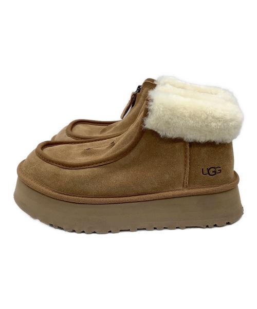 UGG（アグ）UGG (アグ) ショートブーツ ベージュ サイズ:24の古着・服飾アイテム