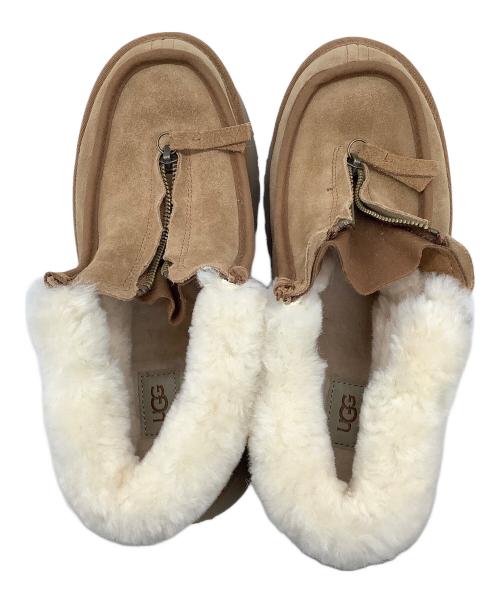 UGG（アグ）UGG (アグ) ショートブーツ ベージュ サイズ:24の古着・服飾アイテム