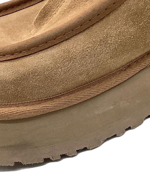 UGG（アグ）UGG (アグ) ショートブーツ ベージュ サイズ:24の古着・服飾アイテム