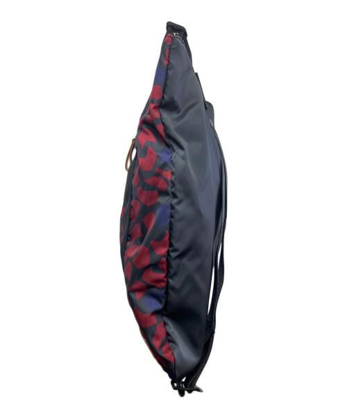 MARNI（マルニ）MARNI (マルニ) PORTER (ポーター) 2WAYバッグ ブラック×レッドの古着・服飾アイテム