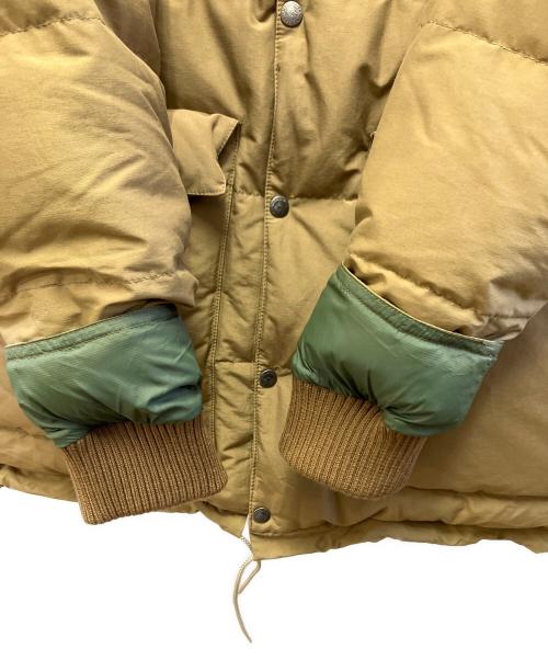 Mt. Rainier Design（マウントレイニアデザイン）Mt. Rainier Design (マウントレイニアデザイン) ダウンジャケット ベージュ サイズ:Lの古着・服飾アイテム