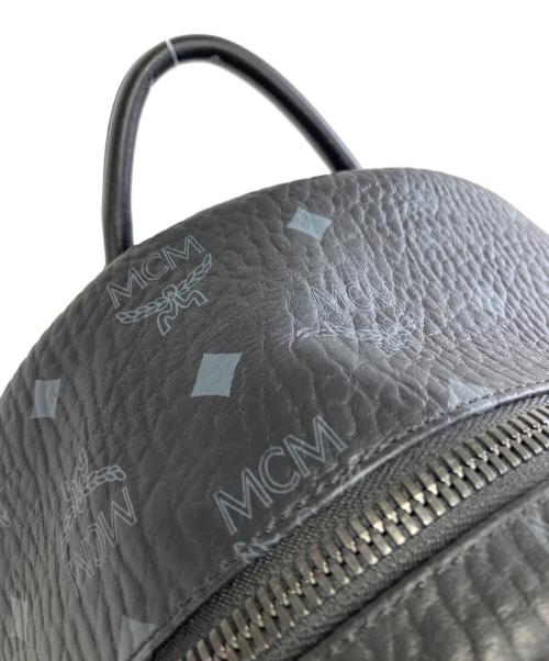 MCM（エムシーエム）MCM (エムシーエム) スタッズリュック ブラックの古着・服飾アイテム