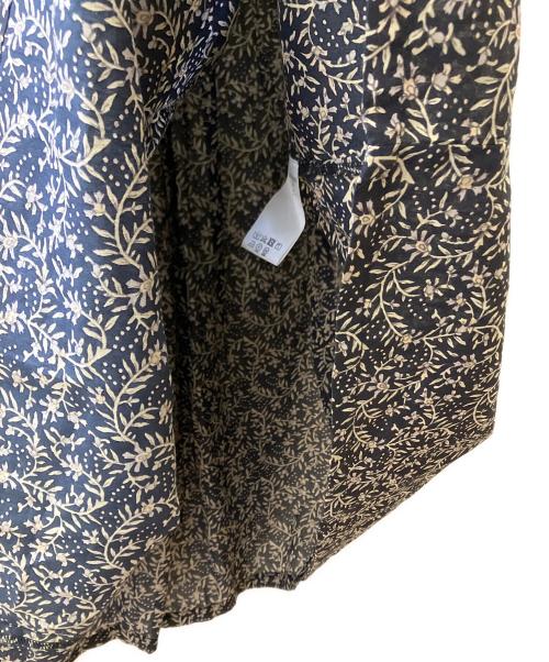 BEARDSLEY（ビアズリー）BEARDSLEY (ビアズリー) 長袖ワンピース ベージュ×ブラック サイズ:F 未使用品の古着・服飾アイテム