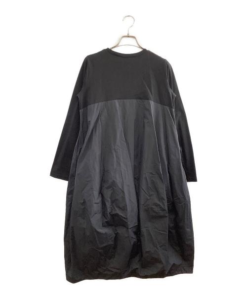 BEARDSLEY（ビアズリー）BEARDSLEY (ビアズリー) 長袖ワンピース ブラック 未使用品の古着・服飾アイテム