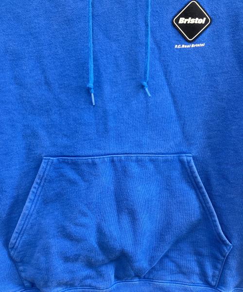 F.C.R.B.（エフシーレアルブリストル）F.C.R.B. (エフシーレアルブリストル) プルオーバーパーカー ブルー サイズ:XLの古着・服飾アイテム