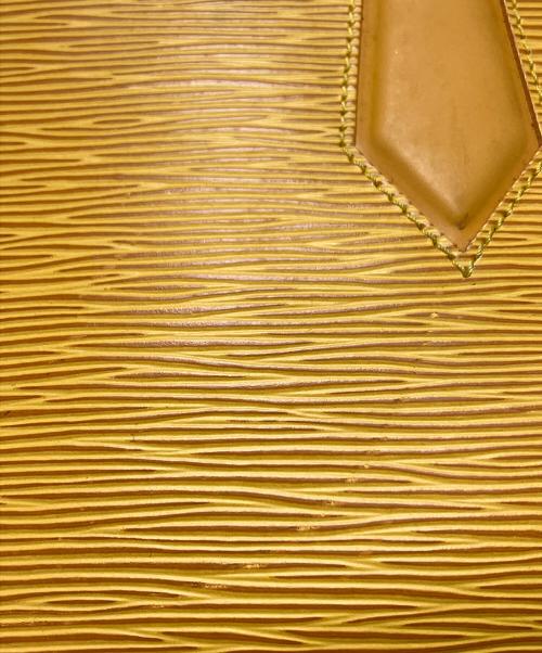 LOUIS VUITTON（ルイ ヴィトン）LOUIS VUITTON (ルイ ヴィトン) ジャスミン タッシリ・イエローの古着・服飾アイテム
