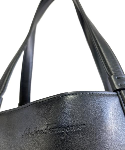 Salvatore Ferragamo（サルヴァトーレ フェラガモ）Salvatore Ferragamo (サルヴァトーレ フェラガモ) トートバッグ ブラックの古着・服飾アイテム