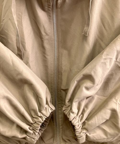 continuer de NICE CLAUP（コンティニューデナイスクラップ）continuer de NICE CLAUP (コンティニューデナイスクラップ) ジャケット ベージュ サイズ:Fの古着・服飾アイテム