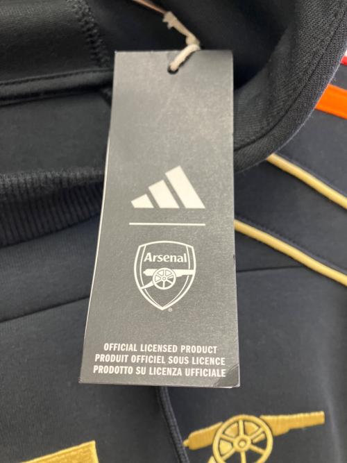 adidas（アディダス）adidas (アディダス) プルオーバーパーカー ブラック サイズ:S 未使用品の古着・服飾アイテム