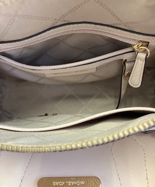 MICHAEL KORS（マイケルコース）MICHAEL KORS (マイケル・コース) 2WAYバッグ ベージュの古着・服飾アイテム