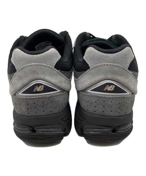 NEW BALANCE（ニューバランス）NEW BALANCE (ニューバランス) ローカットスニーカー グレー×ブラック サイズ:26.5の古着・服飾アイテム