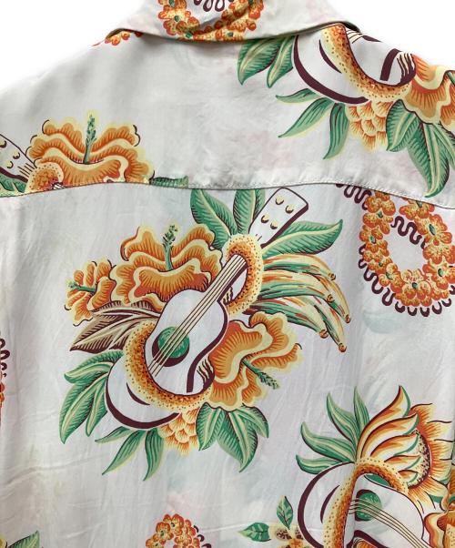 Sun Surf（サンサーフ）Sun Surf (サンサーフ) 半袖シャツ ブラウン×ホワイト サイズ:Mの古着・服飾アイテム