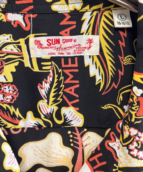 Sun Surf（サンサーフ）Sun Surf (サンサーフ) 半袖シャツ ブラック サイズ:Lの古着・服飾アイテム