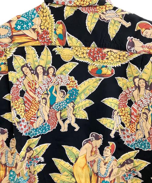 Sun Surf（サンサーフ）Sun Surf (サンサーフ) 半袖シャツ ブラック サイズ:Mの古着・服飾アイテム