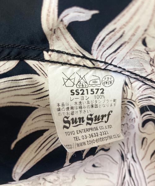 Sun Surf（サンサーフ）Sun Surf (サンサーフ) 長袖シャツ ブラック×ホワイト サイズ:Mの古着・服飾アイテム