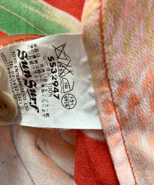Sun Surf（サンサーフ）Sun Surf (サンサーフ) 半袖シャツ レッド サイズ:Mの古着・服飾アイテム