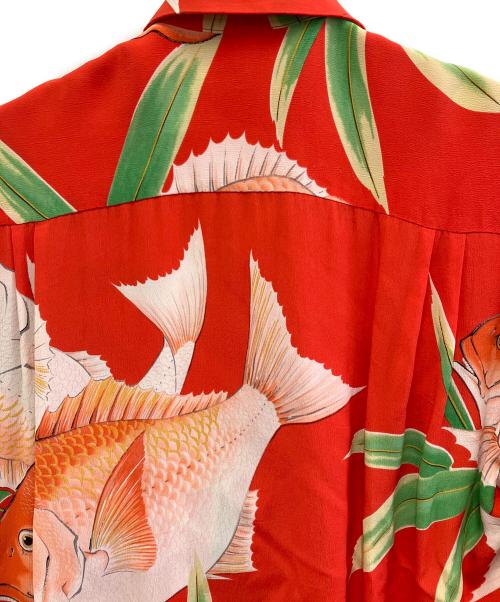 Sun Surf（サンサーフ）Sun Surf (サンサーフ) 半袖シャツ レッド サイズ:Mの古着・服飾アイテム