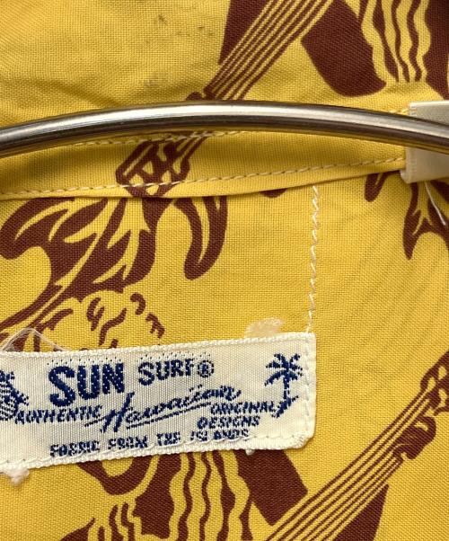 Sun Surf（サンサーフ）Sun Surf (サンサーフ) 半袖シャツ イエロー サイズ:Mの古着・服飾アイテム