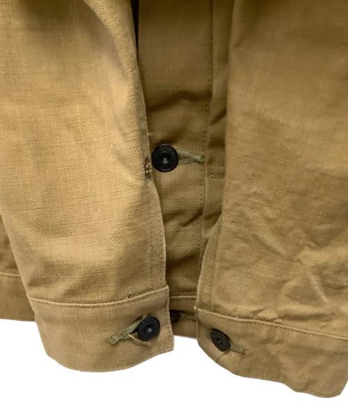 BURGUS PLUS（バーガスプラス）BURGUS PLUS (バーガスプラス) ダックジャケット アイボリー サイズ:40の古着・服飾アイテム