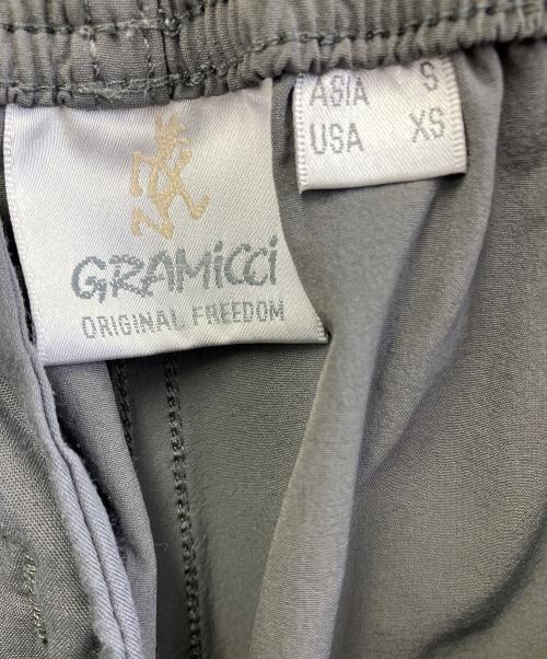 GRAMICCI（グラミチ）GRAMICCI (グラミチ) ナイロンパンツ グレー サイズ:ASIA S USA XSの古着・服飾アイテム