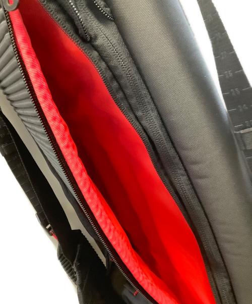UNDER ARMOUR（アンダーアーマー）UNDER ARMOUR (アンダーアーマー) UAノーウェイバックパック ダッフル ブラックの古着・服飾アイテム