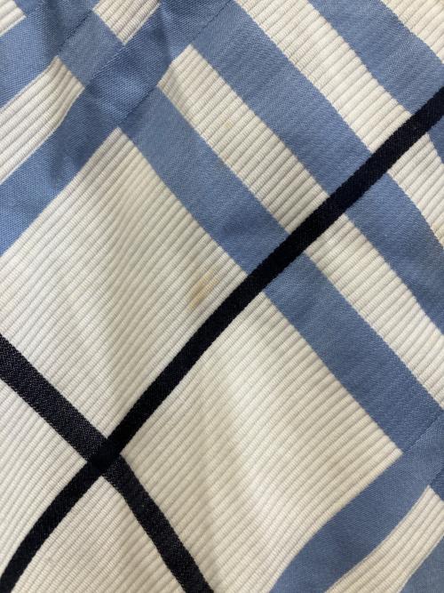 BURBERRY BLUE LABEL（バーバリー ブルー レーベル）BURBERRY BLUE LABEL (バーバリー ブルー レーベル) スカート ブルー×ホワイト サイズ:38の古着・服飾アイテム